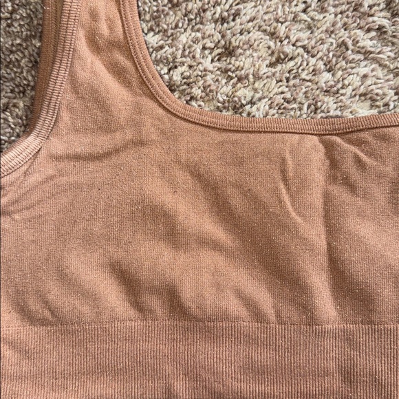 Skims rose gold metallic lounge bra size medium - Picture 2 of 6